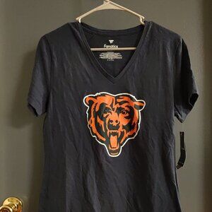 Chicago Bears Women's Medium T-Shirt Short Sleeve V-Neck Justin Fields Back